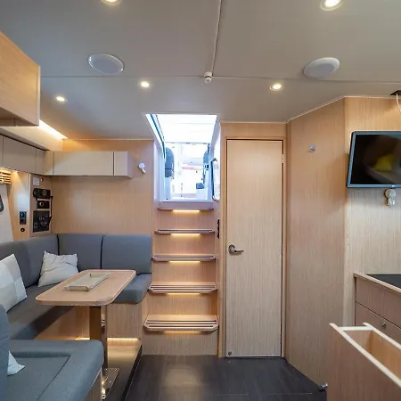 Greros Yacht By Clapa H.&g Group 보트호텔 *