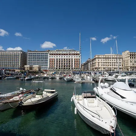 Greros Yacht By Clapa H.&g Group Botel