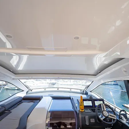 Greros Yacht By Clapa H.&g Group Botel Naples